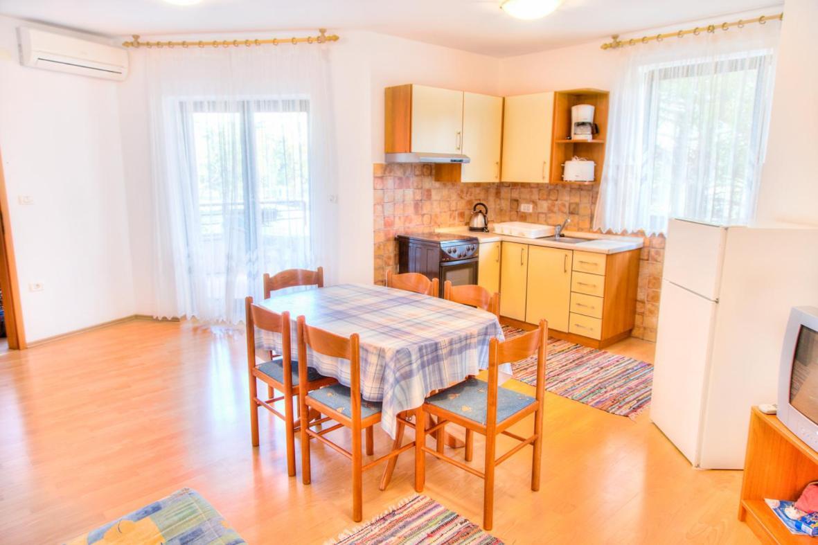Apartment Josip 2011 Fazana Luaran gambar