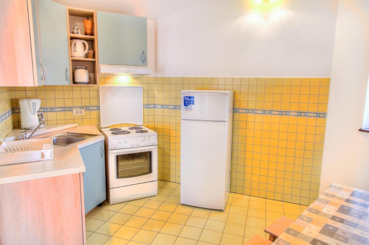 Apartment Josip 2011 Fazana Luaran gambar