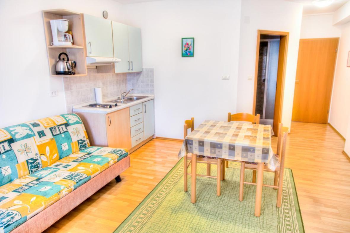 Apartment Josip 2011 Fazana Luaran gambar